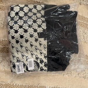 Santa Cruz Skateboards Black and White Sweater